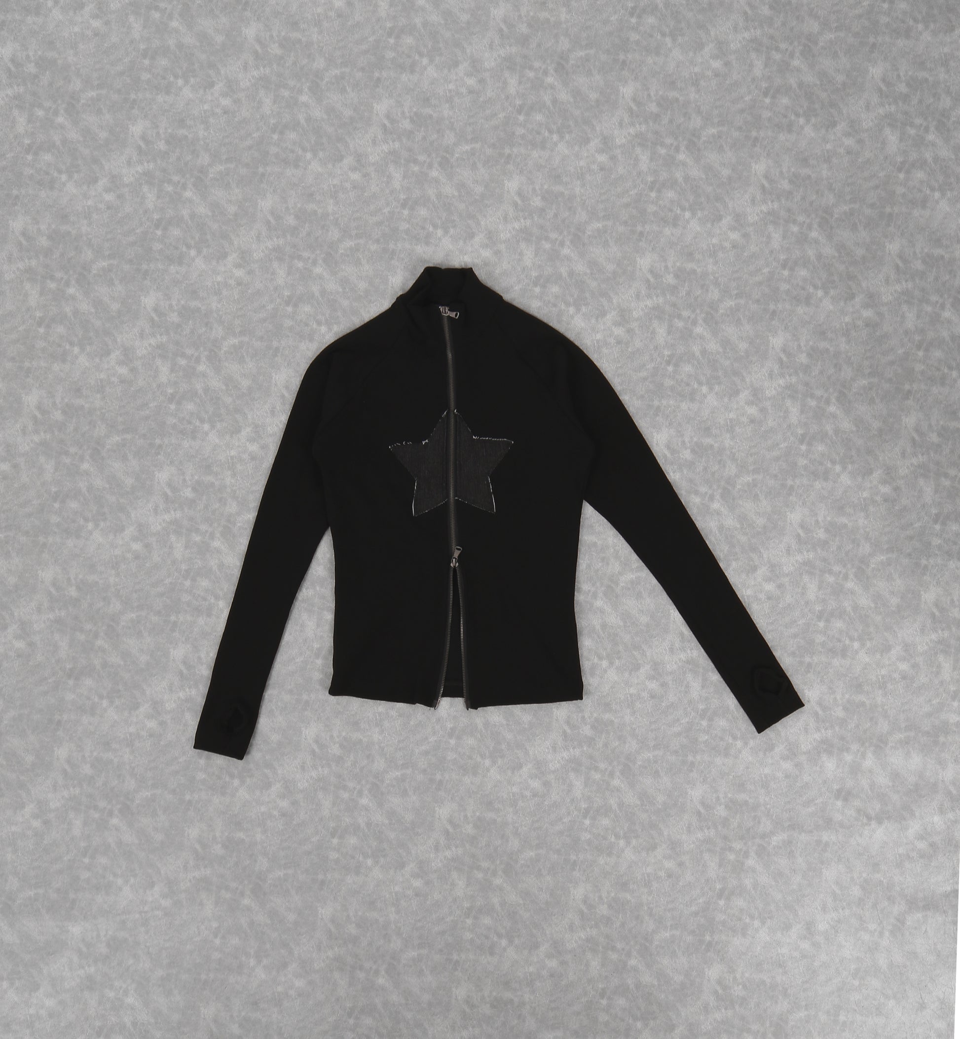 DOUBLE SIDED ZIPPER TOP IN BLACK