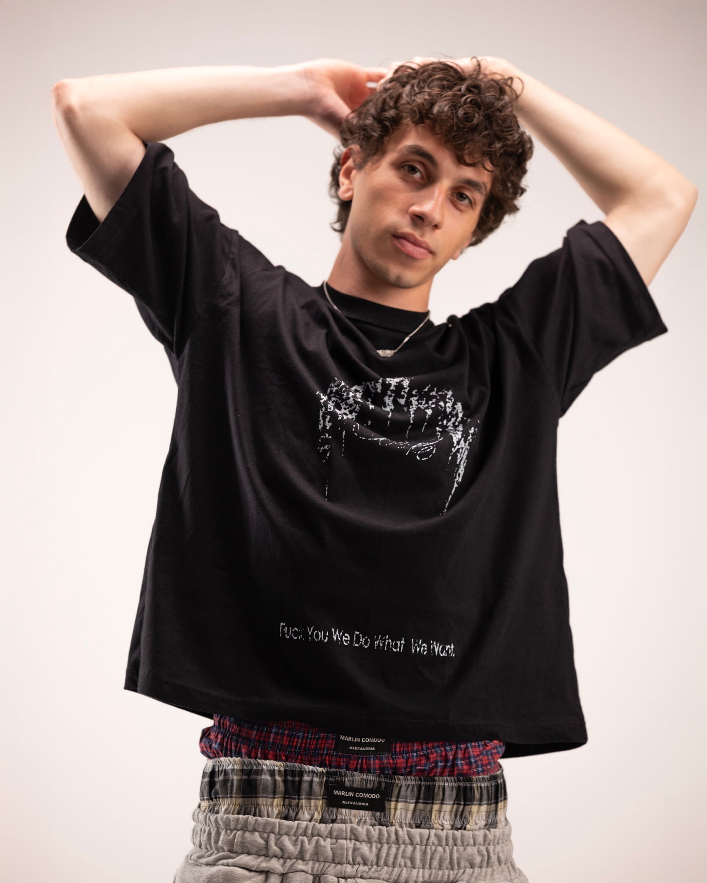 Double layer short in gray