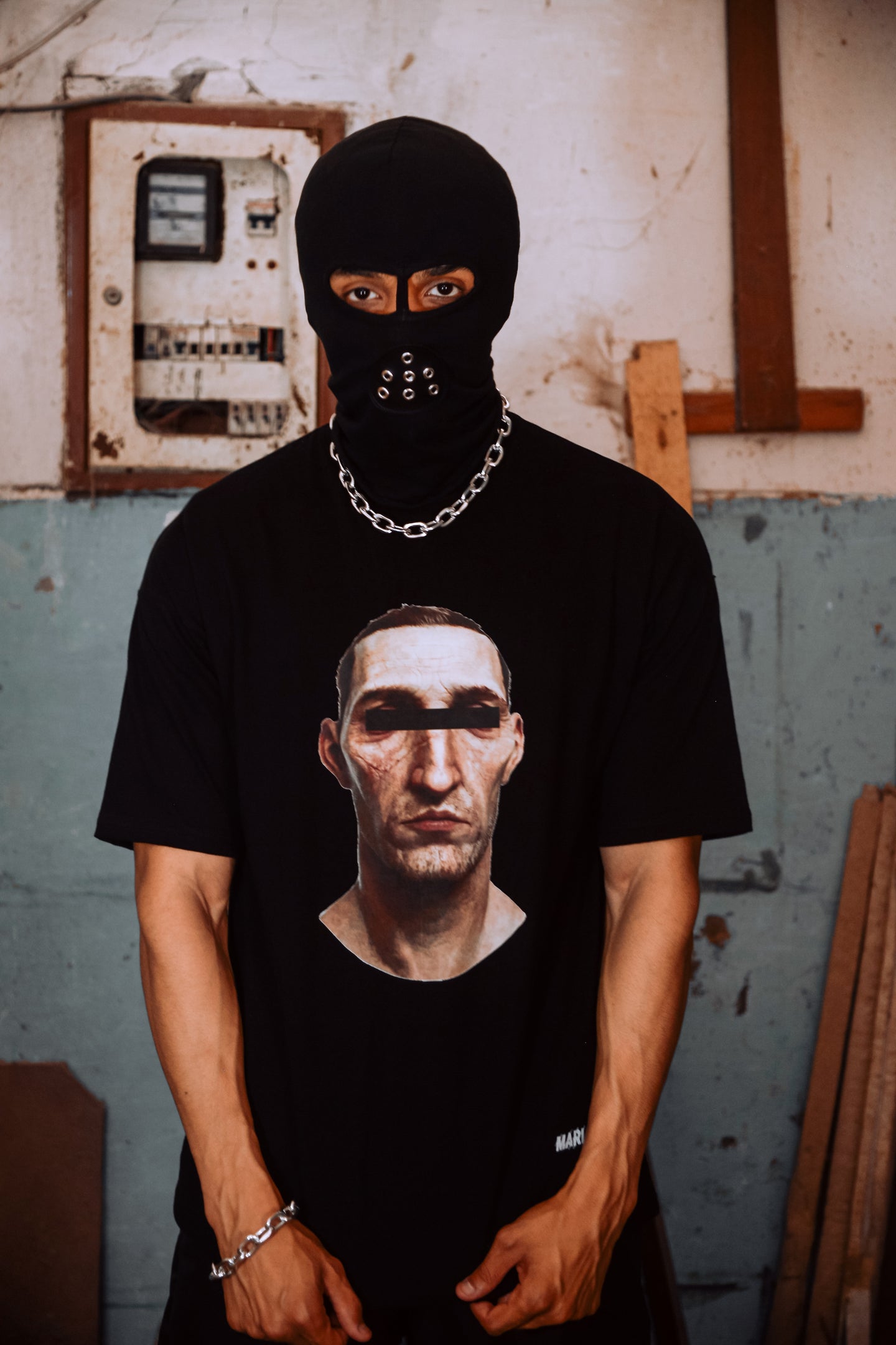 T-shirt with face print