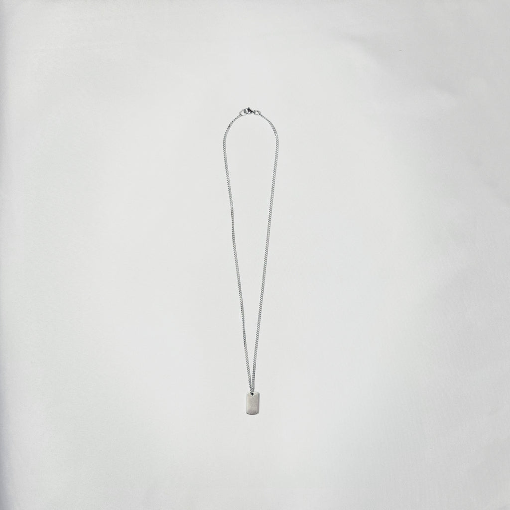 pendant necklace