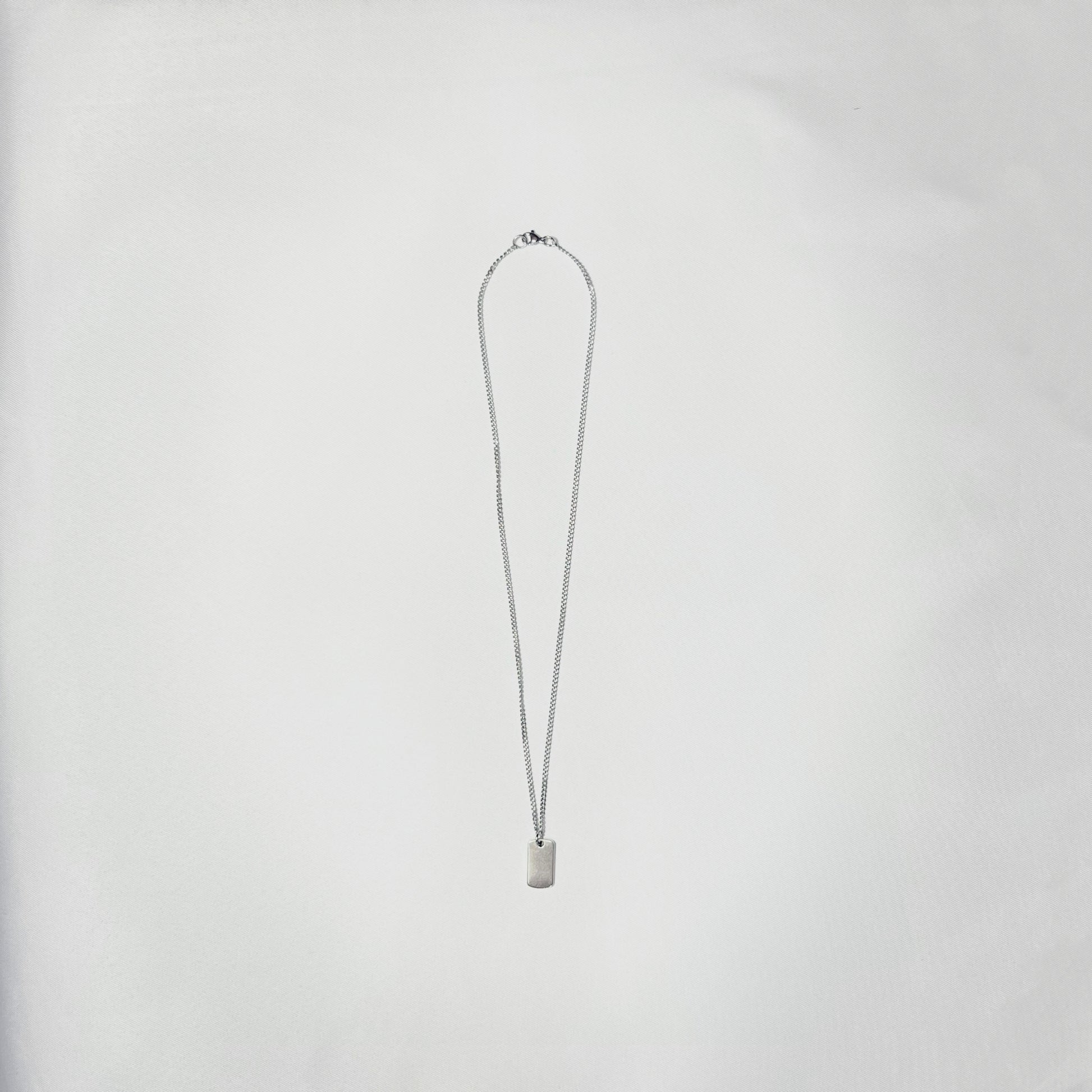 pendant necklace