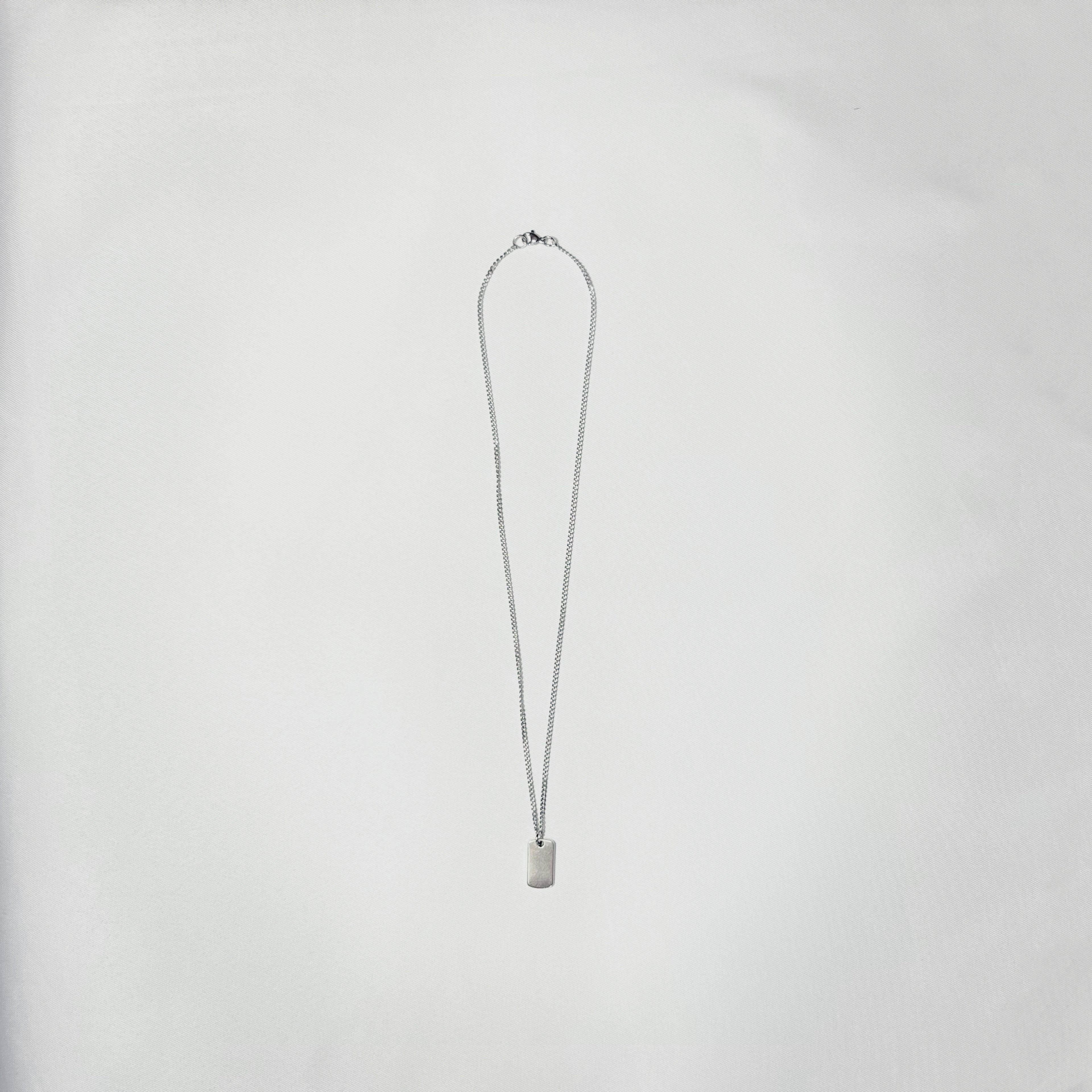 pendant necklace