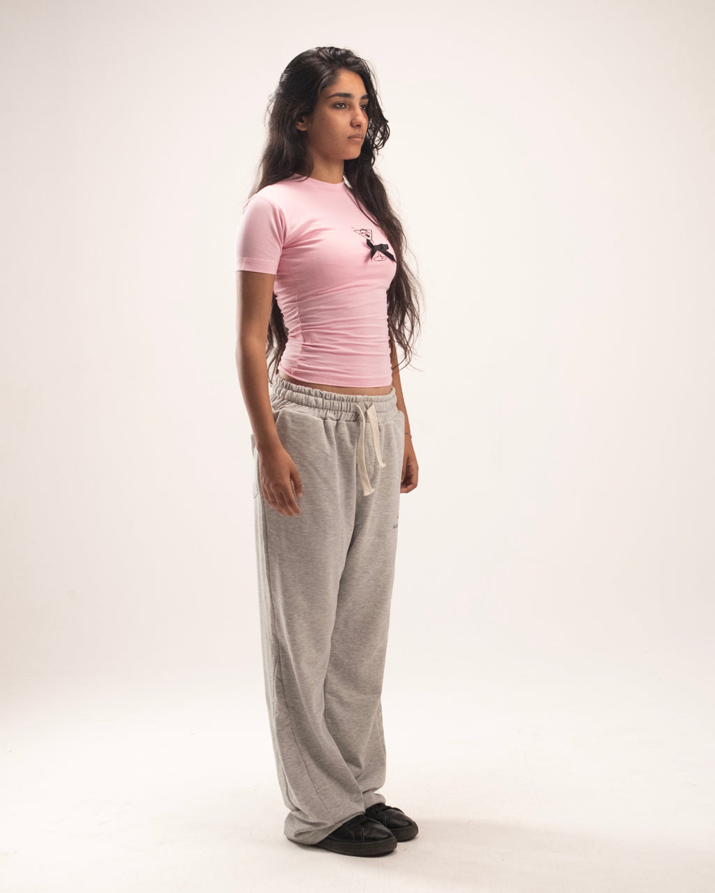 Flared pants in gray