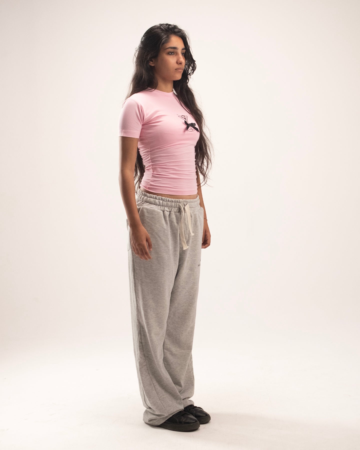 Flared pants in gray