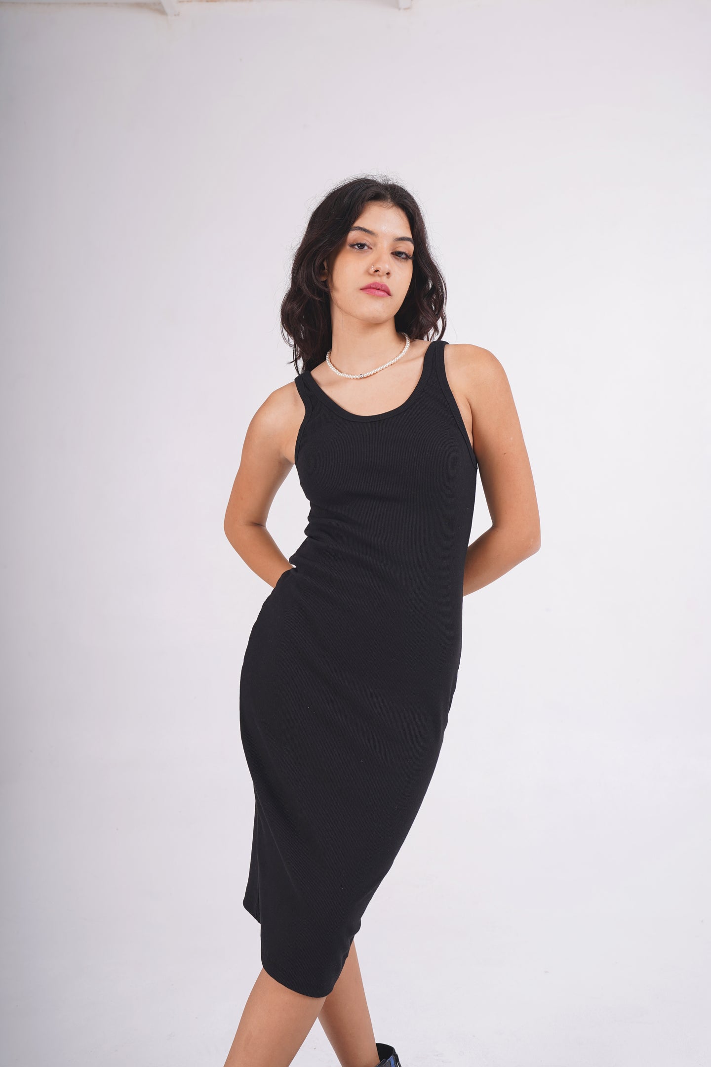 Ribbed midi dress with straps