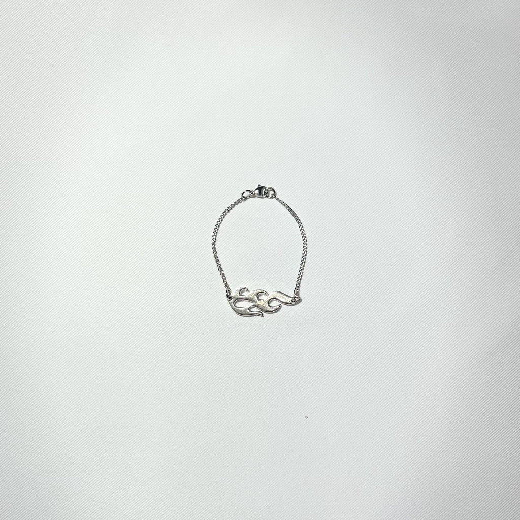 Fire pendant bracelet