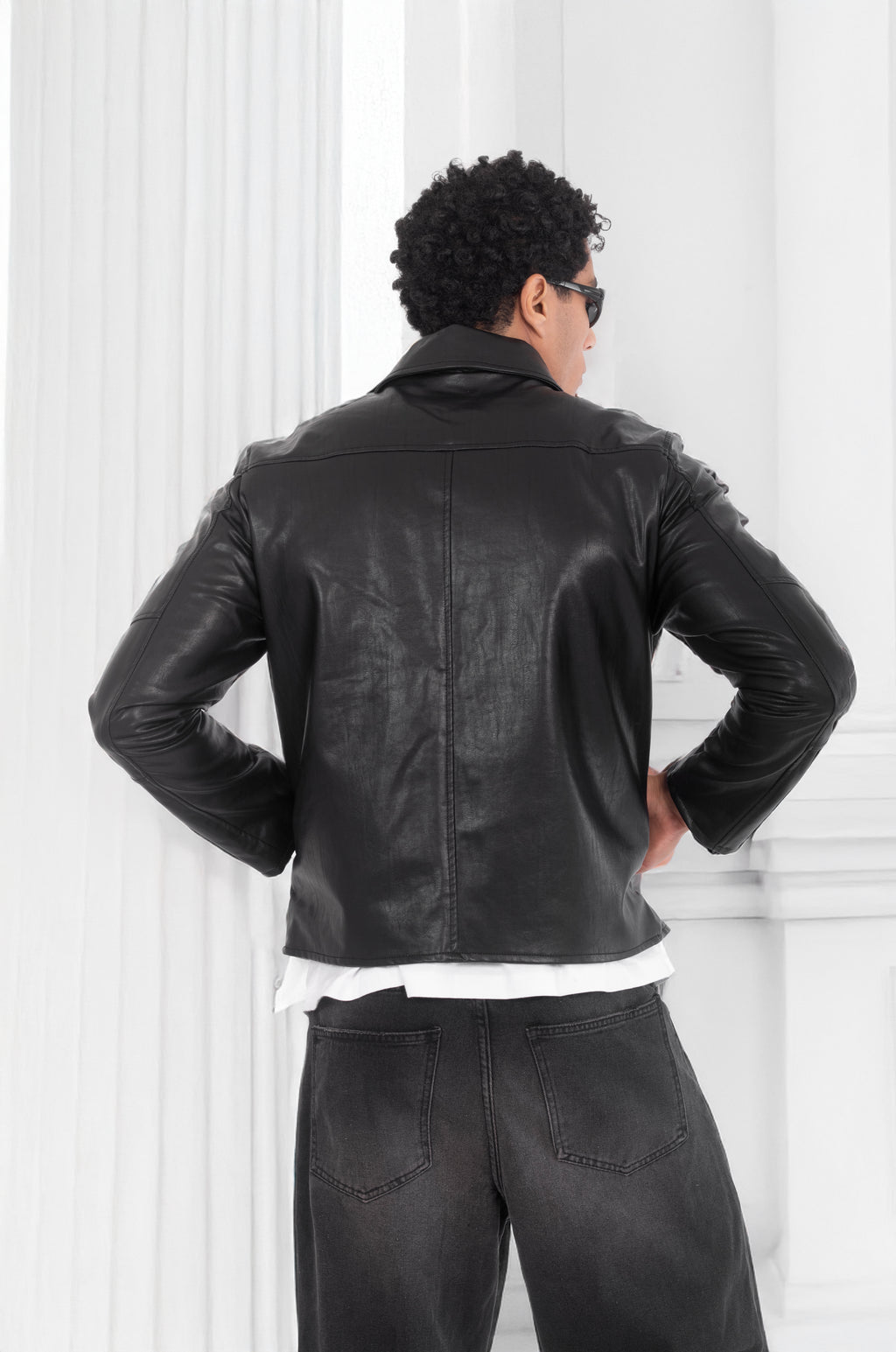 Cropped leather jacket