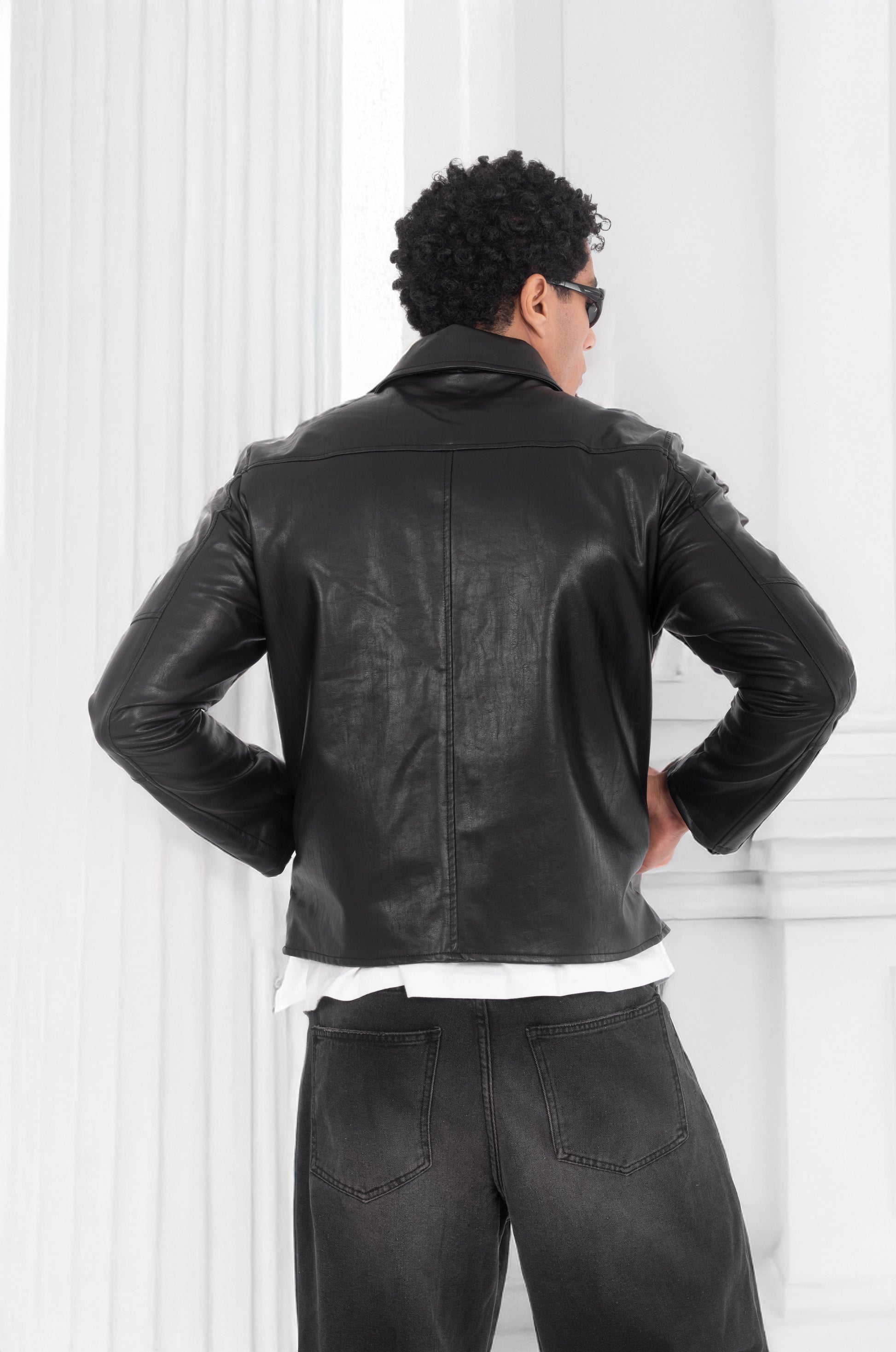 Cropped leather jacket