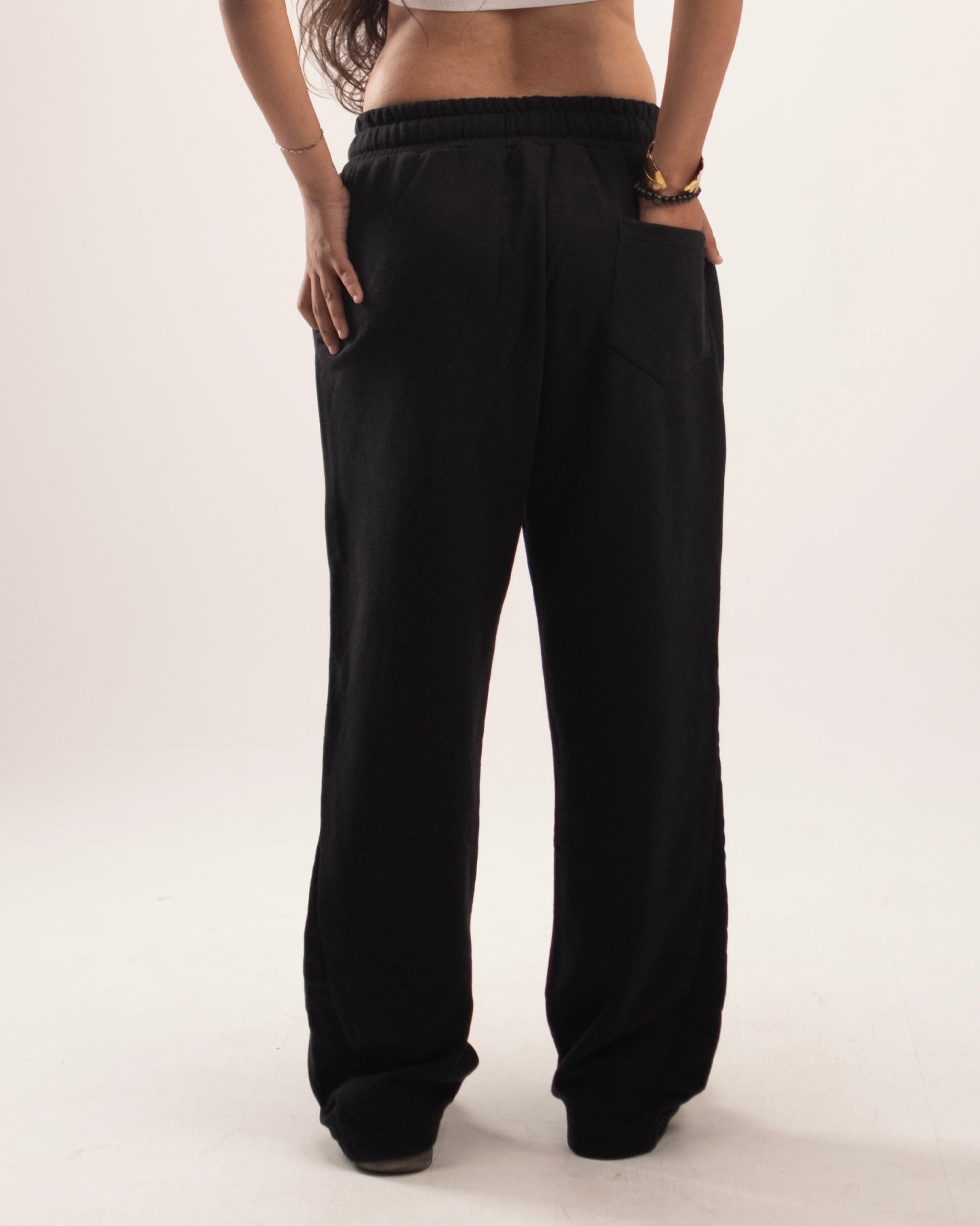 Flared pants in black