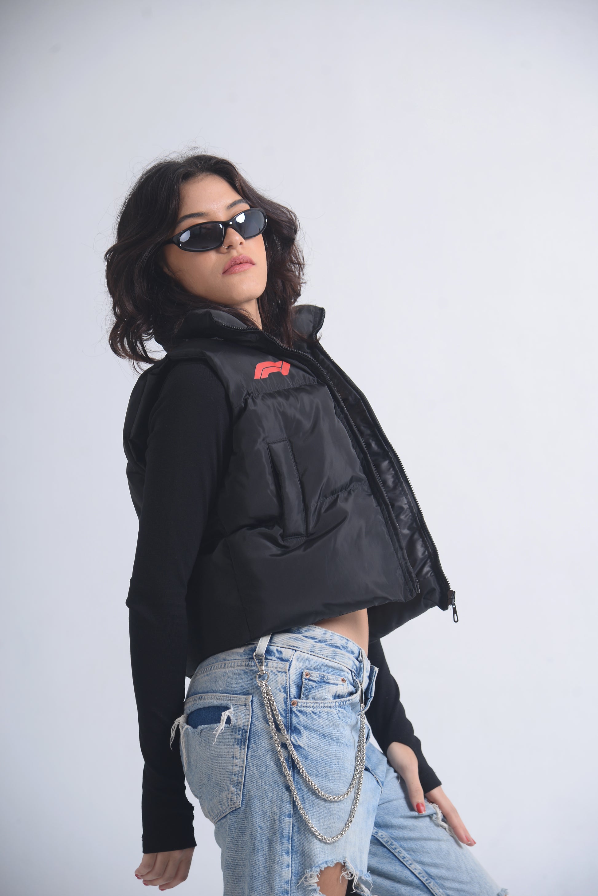 Black Cropped Puffer gilet