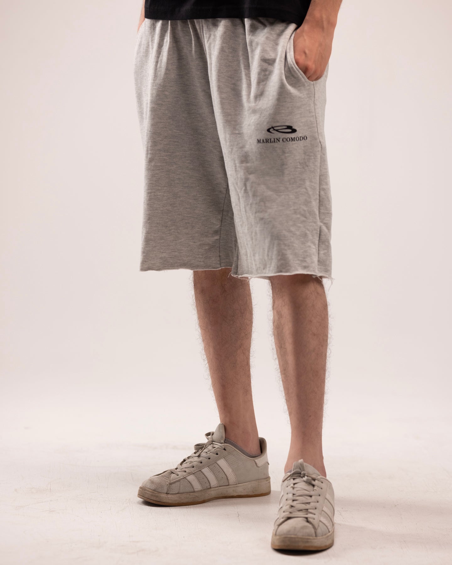 Double layer short in gray