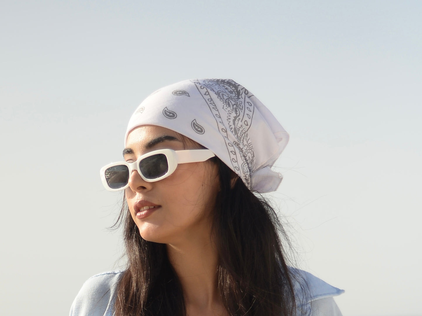 WHITE BANDANNA