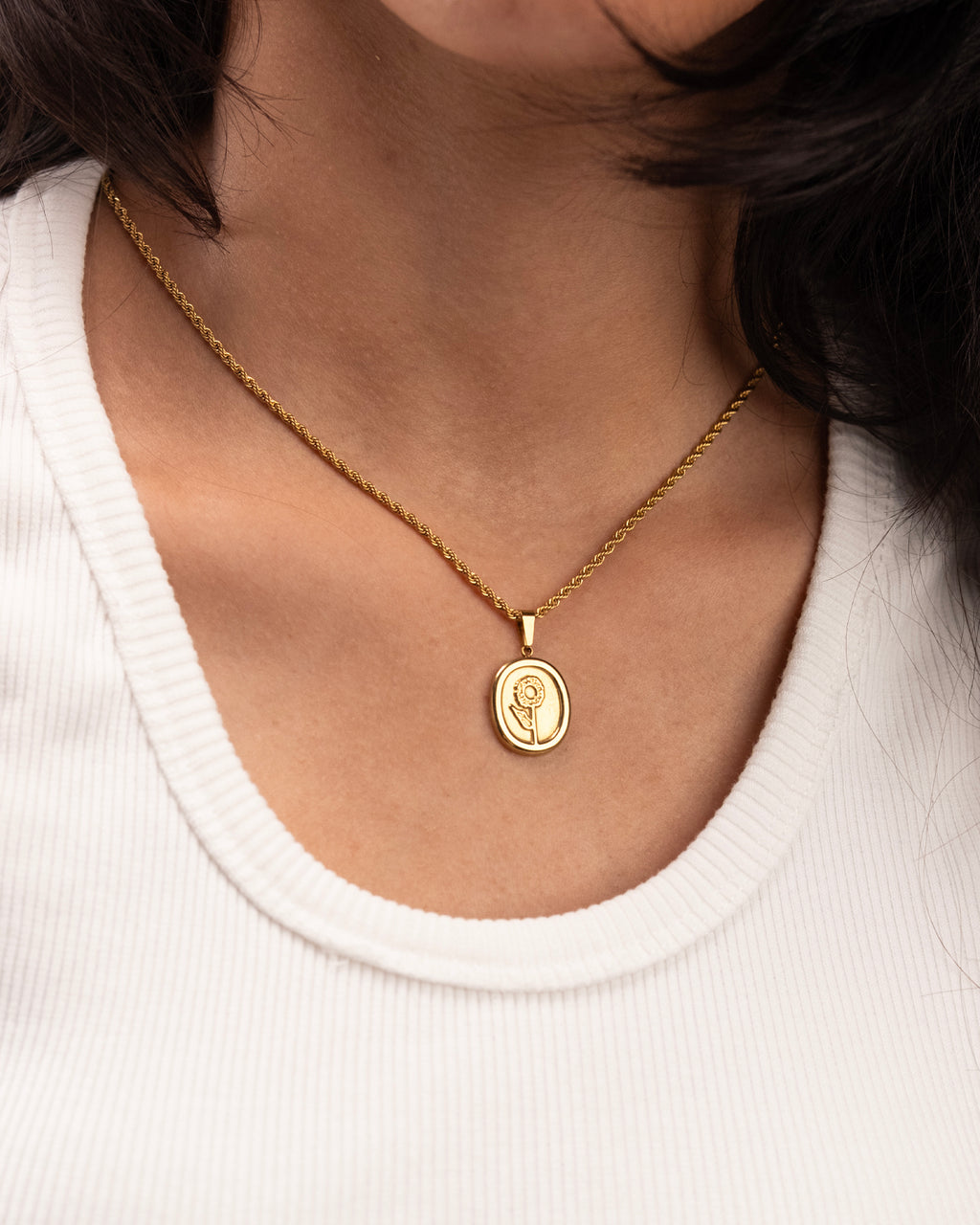 rose gold necklace