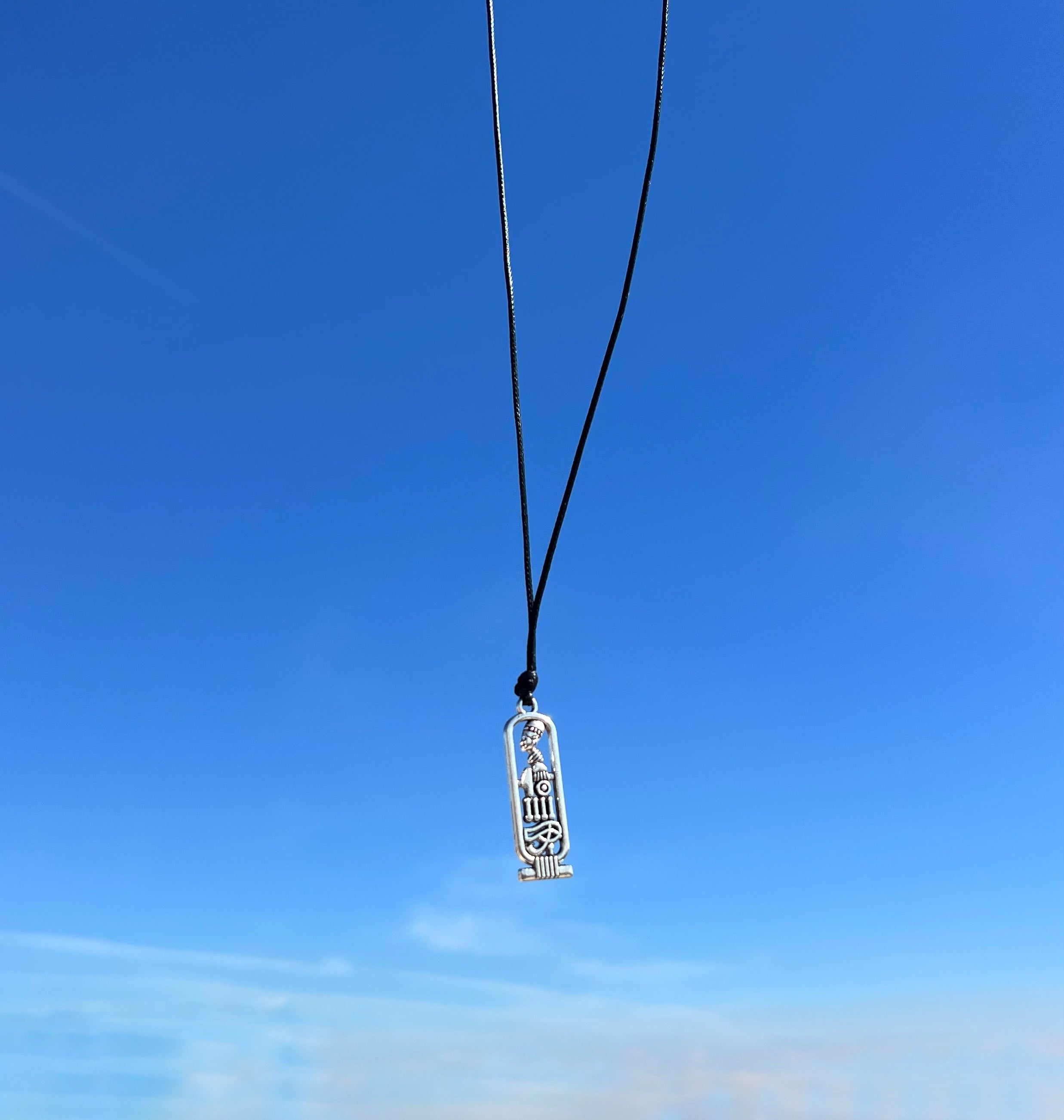 CORD NECKLACE WITH PENDANT