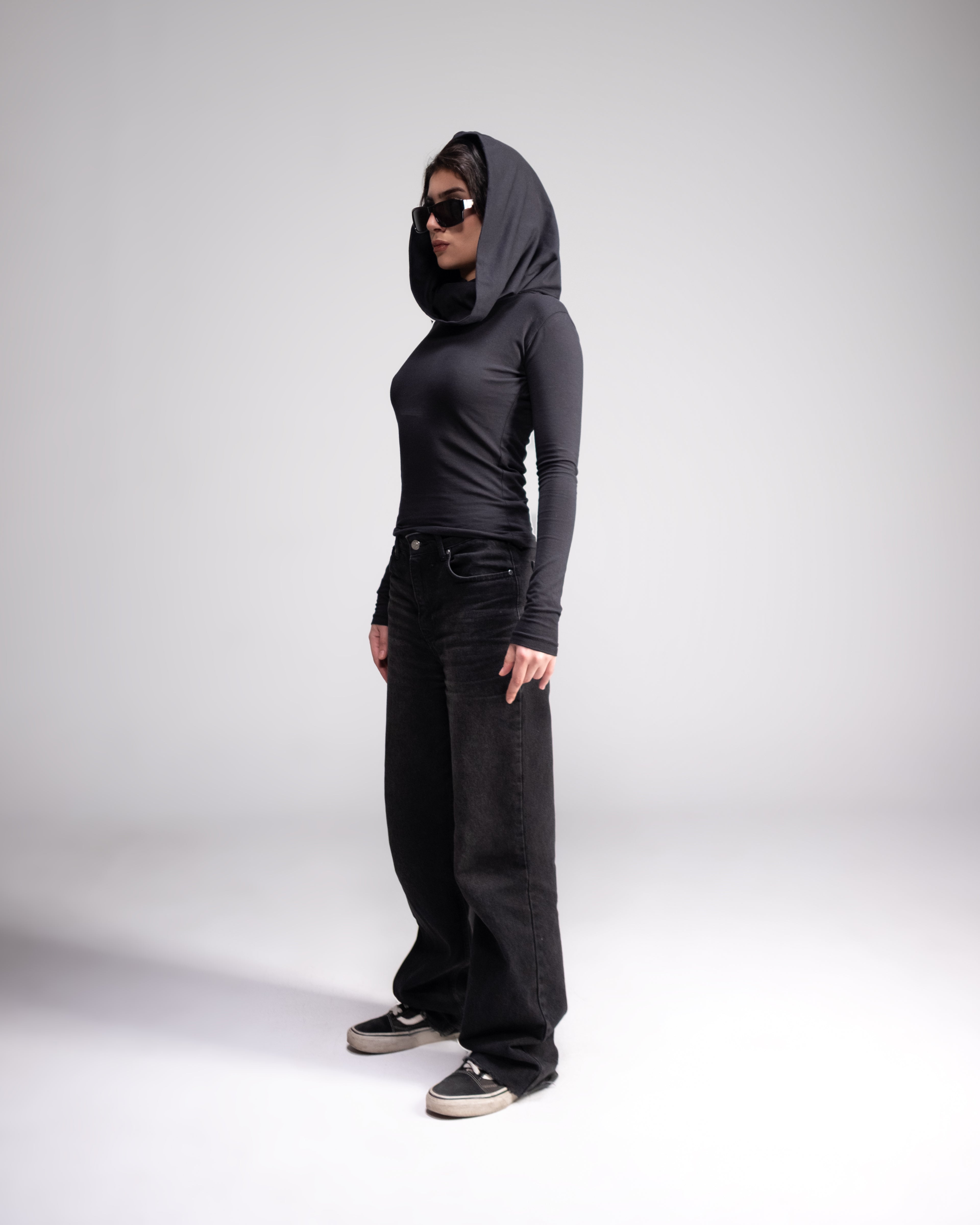 Hooded top in black