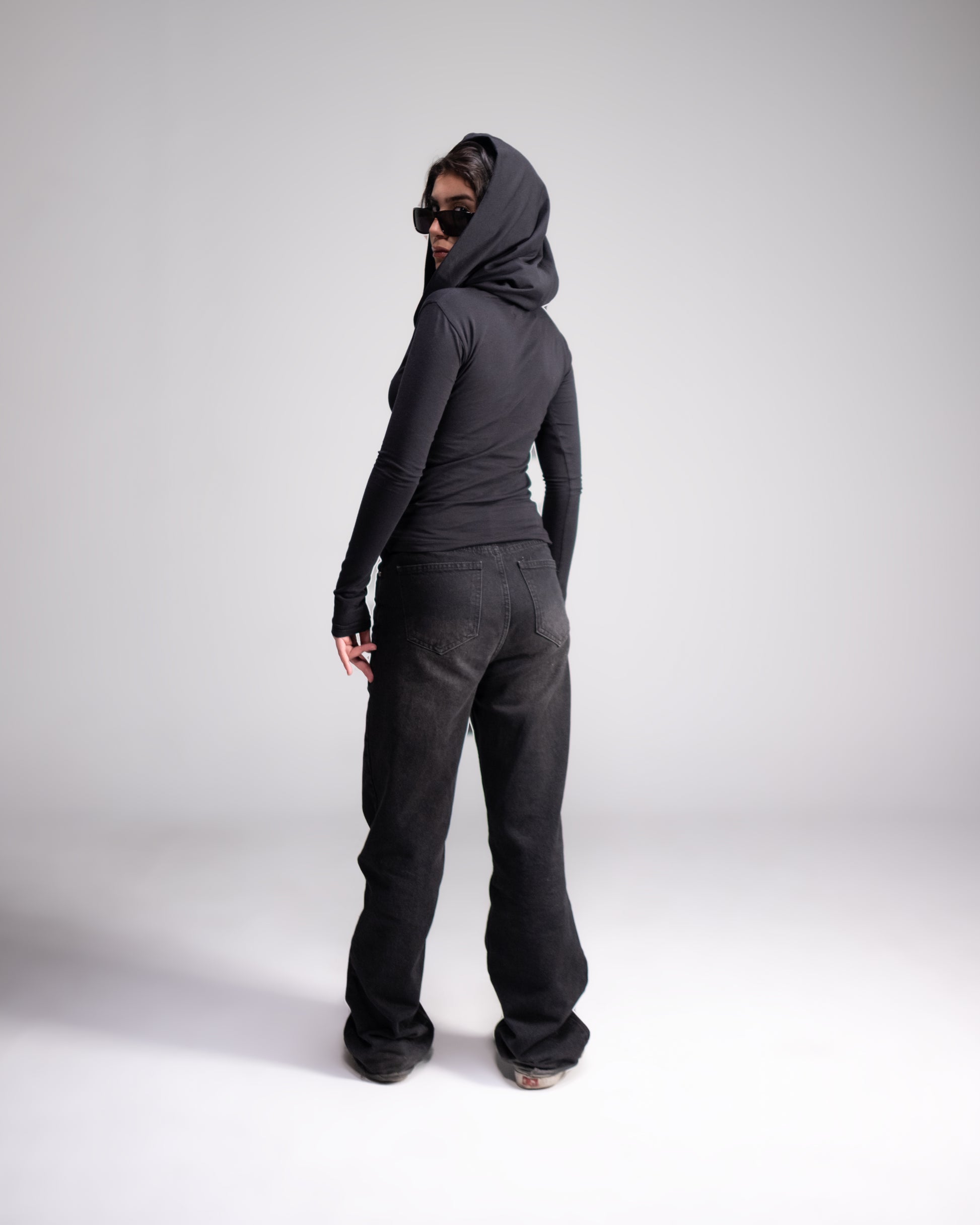 Hooded top in black